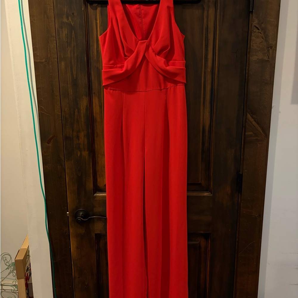 Elegant Red Sleeveless Dress